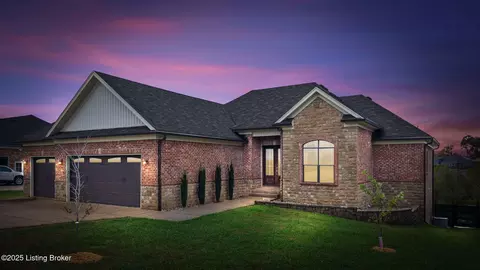 404 Christman Ln, Shepherdsville, KY 40165