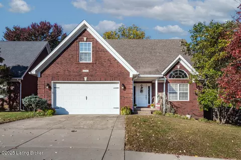 6106 Hudson Creek Dr, Louisville, KY 40291