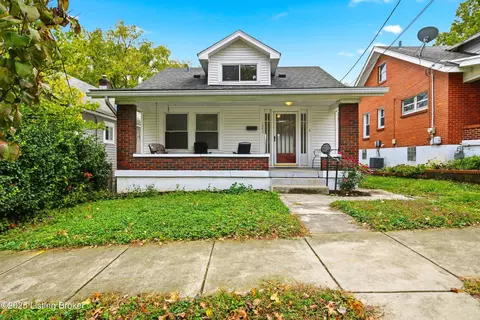 1050 Wetterau Ave, Louisville, KY 40217