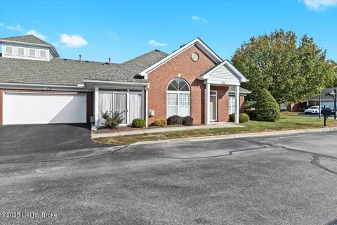 6514 Park Club Cir, Louisville, KY 40229