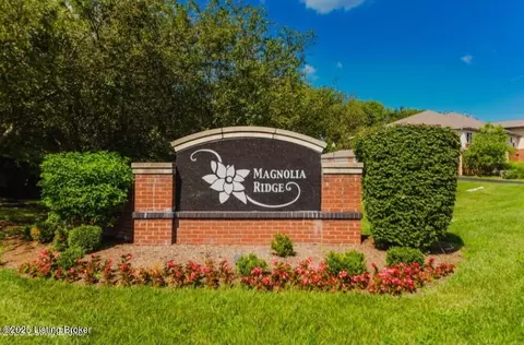 8002 Magnolia Ridge Ct UNIT 104, Louisville, KY 40291