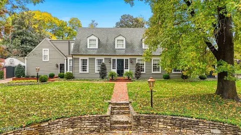 424 Mayfair Ln, Louisville, KY 40207