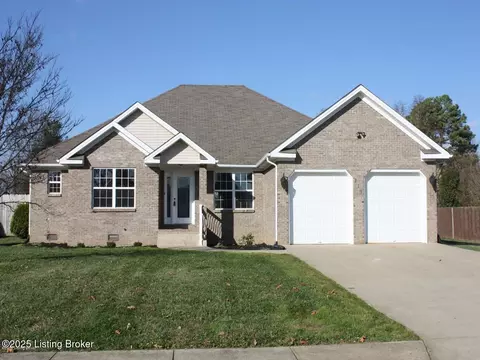219 Emmaus Cir, Elizabethtown, KY 42701