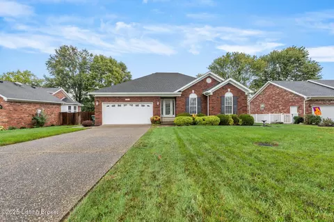 Exterior - 172 Kevin Pl, Mount Washington, KY 40047 photo 2 of 3