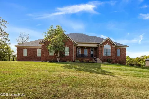 191 Kingsmill Dr, Fisherville, KY 40023