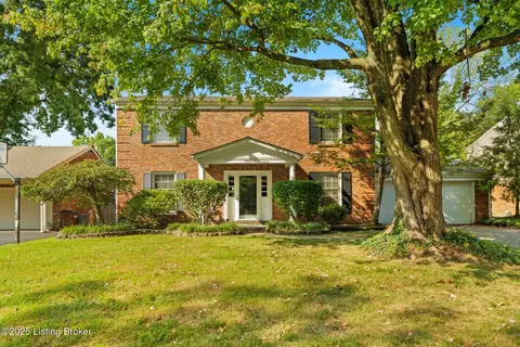 7011 Peppermill Ln, Louisville, KY 40228