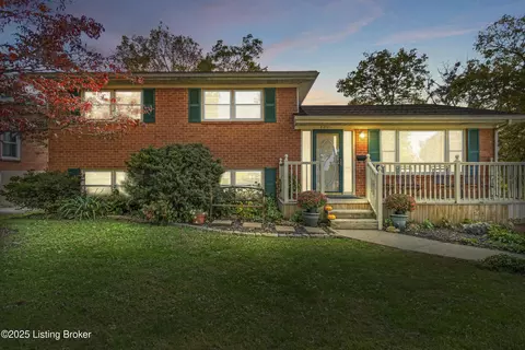 8210 Joyce Dr, Louisville, KY 40219