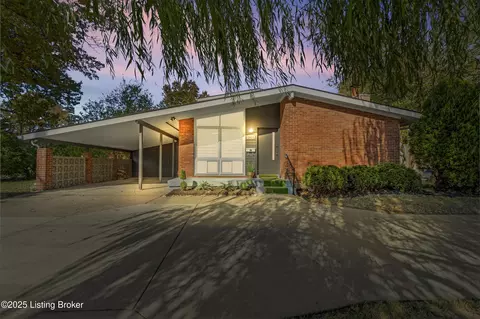 2855 Hikes Ln, Louisville, KY 40218