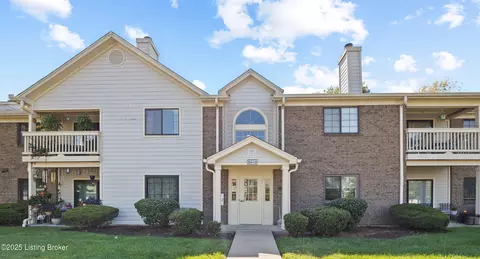 8400 Ambrosse Ln #208, Louisville, KY 40299