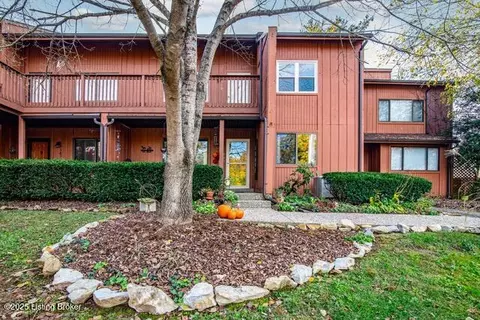 397 Piping Rock Rd, Brandenburg, KY 40108