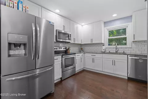 87 Arlington Dr, Shelbyville, KY 40065