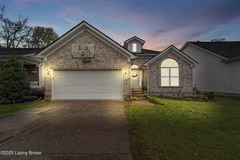 472 Shreve Dr, Louisville, KY 40222