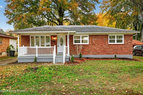 5600 Bruns Dr, Louisville, KY 40216
