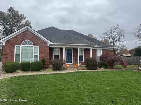 10110 Lanson Ct, Louisville, KY 40272