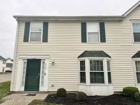8000 Aspen Green Ln, Louisville, KY 40291