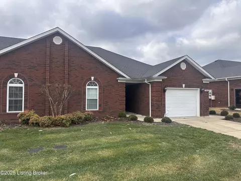 112 Garden Dr, Bardstown, KY 40004