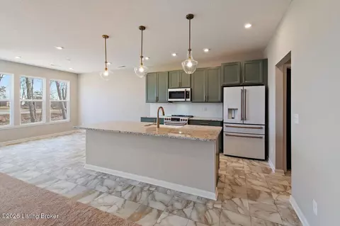 114 Dayflower Ct, Shepherdsville, KY 40165