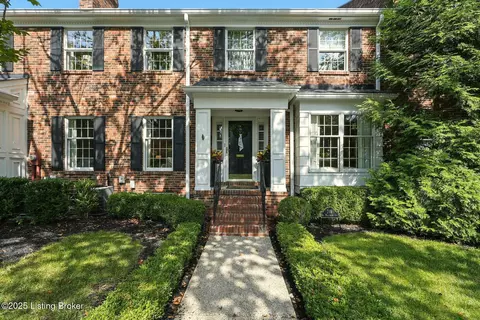 219 Saint Matthews Ave, Louisville, KY 40207