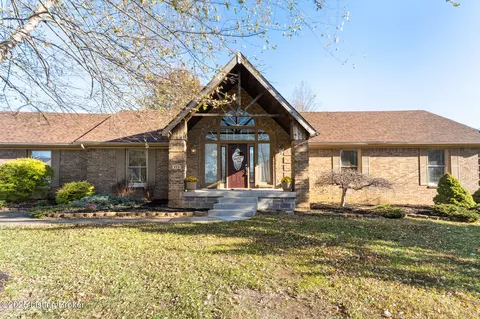 953 Floyds Fork Rd, Shepherdsville, KY 40165