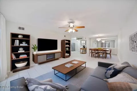 1602 Gardiner Ln #222, Louisville, KY 40205