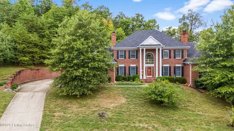 1817 Grand Ridge Rd, Louisville, KY 40214