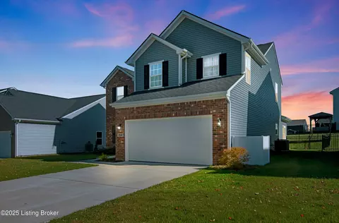 2048 Carnegie Dr, Shelbyville, KY 40065