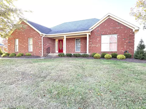 6710 Woodrow Way, Louisville, KY 40228