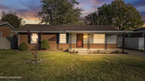 4307 Leaf Dr, Louisville, KY 40214