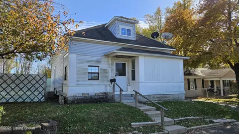 2024 E Market St, New Albany, IN 47150