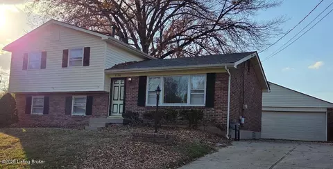 5506 Tealeaf Ct, Louisville, KY 40291