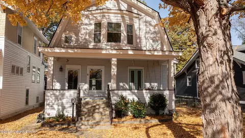 5 Maple Ct, Louisville, KY 40214