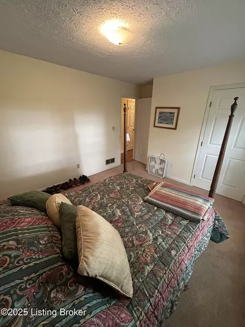 Bedroom - 615 Buck Knobs Rd, Ekron, KY 40117 photo 3 of 9