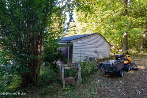 Exterior - 615 Buck Knobs Rd, Ekron, KY 40117 photo 8 of 9