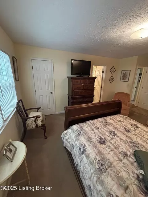 Bedroom - 615 Buck Knobs Rd, Ekron, KY 40117 photo 7 of 9