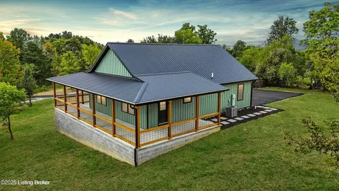 374 Nolin Estates Rd, Clarkson, KY 42726