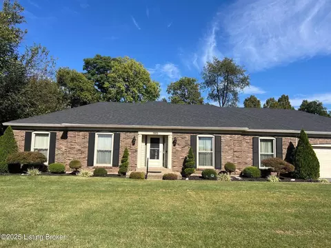1925 Crossgate Ln, Crossgate, KY 40222