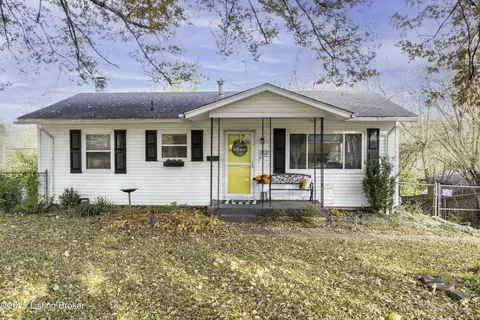 3121 Lynnwood Way, Jeffersontown, KY 40299