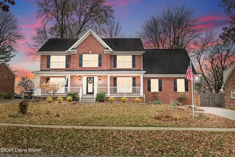 7702 Tempsclair Rd, Louisville, KY 40220