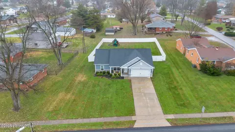 View/Area - 200 Stringer Ln, Mount Washington, KY 40047 photo 1 of 6