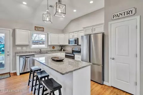 Kitchen - 200 Stringer Ln, Mount Washington, KY 40047 photo 2 of 3