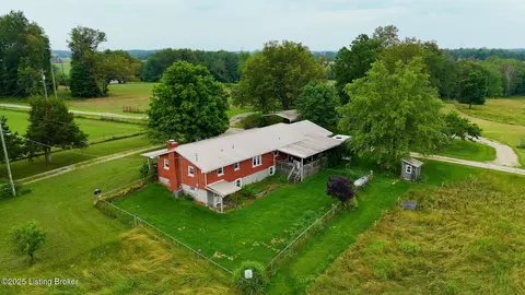 166 Kerrick Ln # E, Hodgenville, KY 42748