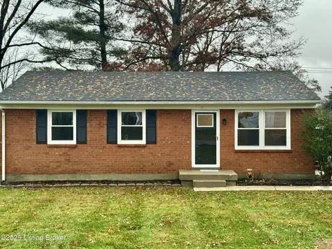 111 Duncan Ave, La Grange, KY 40031