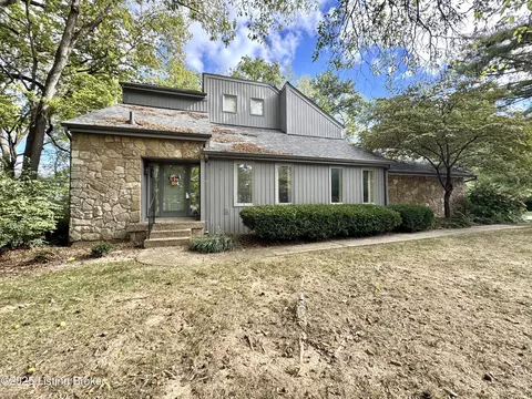 10405 Croswell Trce, Louisville, KY 40223