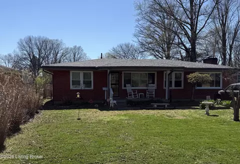 5315 Velle Vista Dr, Louisville, KY 40272