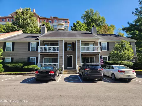410 Mockingbird Valley Rd #56, Louisville, KY 40207