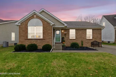 9323 Longhorn Ct, Fairdale, KY 40118