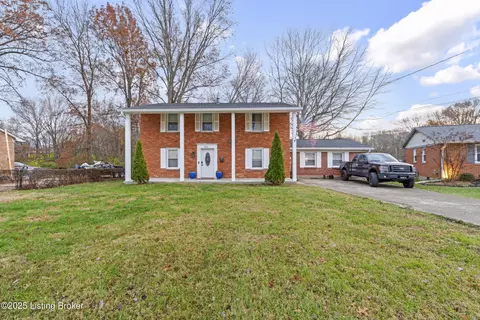 3205 Rosewedge Way, Louisville, KY 40216