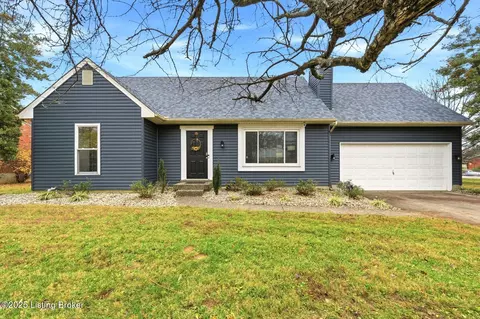 10100 Settlers Crest Ln, Louisville, KY 40299