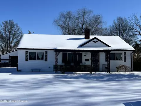 13609 Tennis Blvd, Louisville, KY 40272