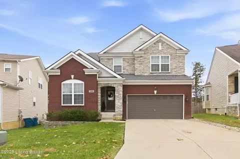 10006 Creek View Estates Dr, Louisville, KY 40291